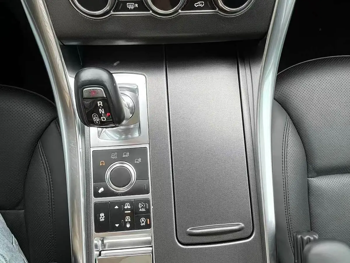 Land Rover Range Rover Sport 2014 — Photo 12/16
