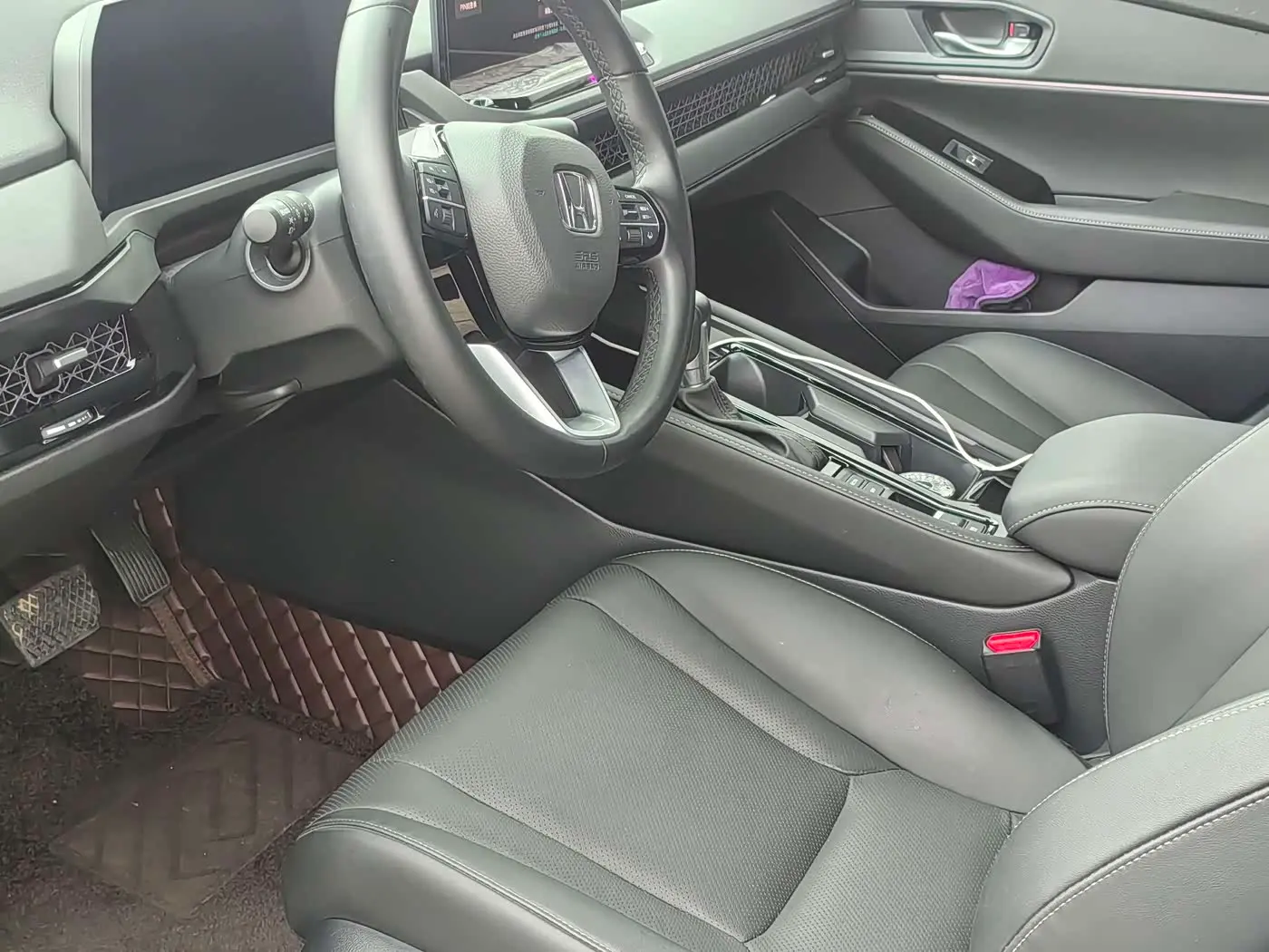 Honda Accord 2026 — Photo 4/10
