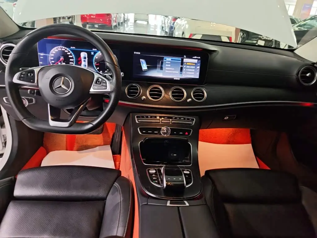Mercedes-Benz E-Class 2018 — Фото 9/20
