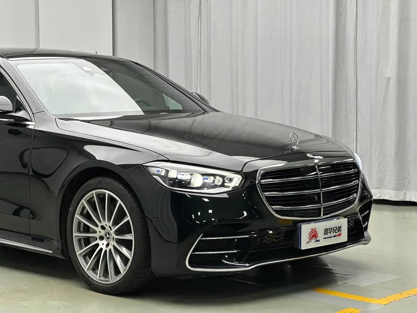 Mercedes-Benz S-Class 2022 — Photo 6/20