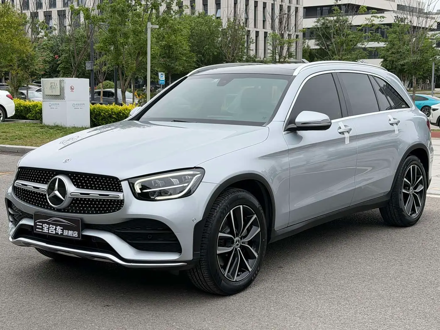 Mercedes-Benz GLC 2021 — Фото 1/20