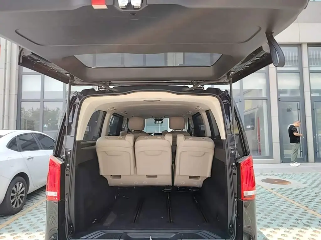 Mercedes-Benz Vito 2021 — Photo 14/19