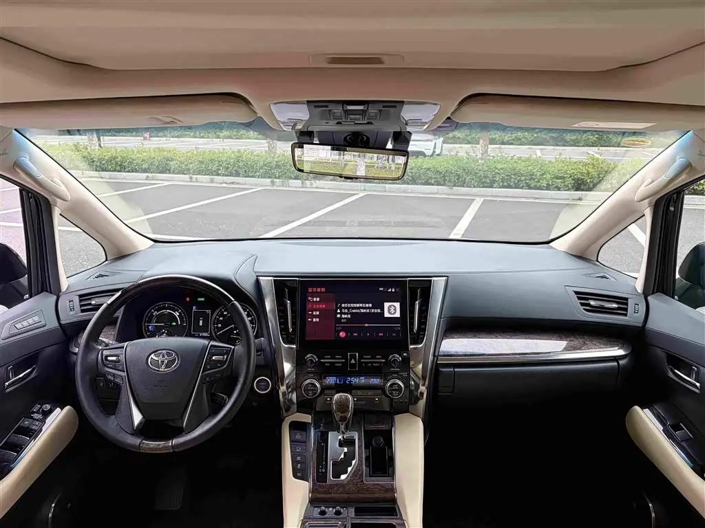Toyota Vellfire 2021 — Фото 11/19