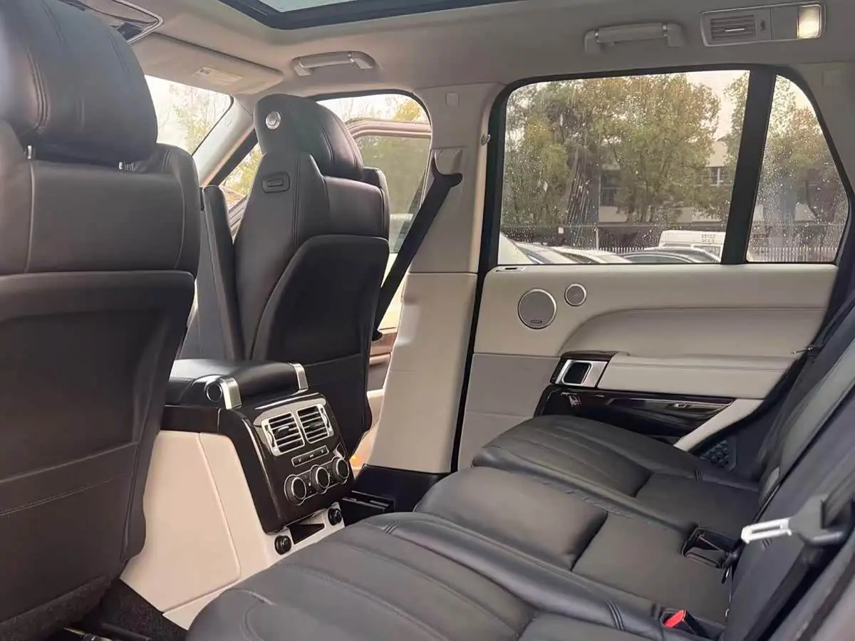 Land Rover Range Rover 2015 — Photo 10/20