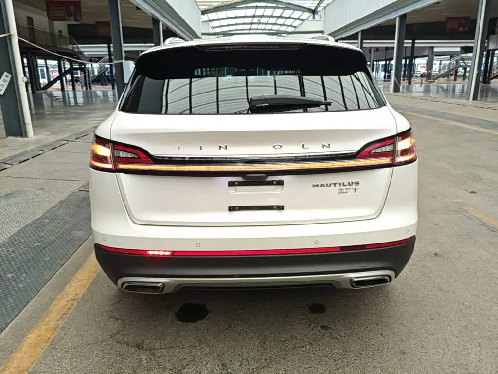 Lincoln Nautilus 2021 — Photo 6/20
