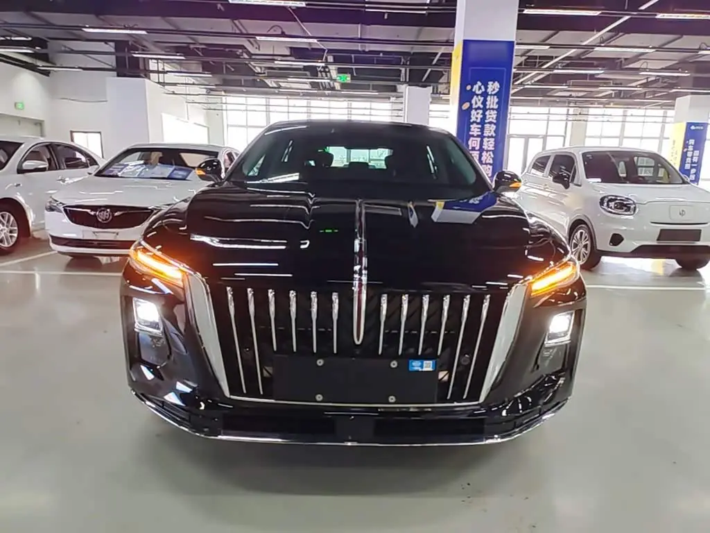Hongqi H5 PHEV 2026 — Фото 3/20
