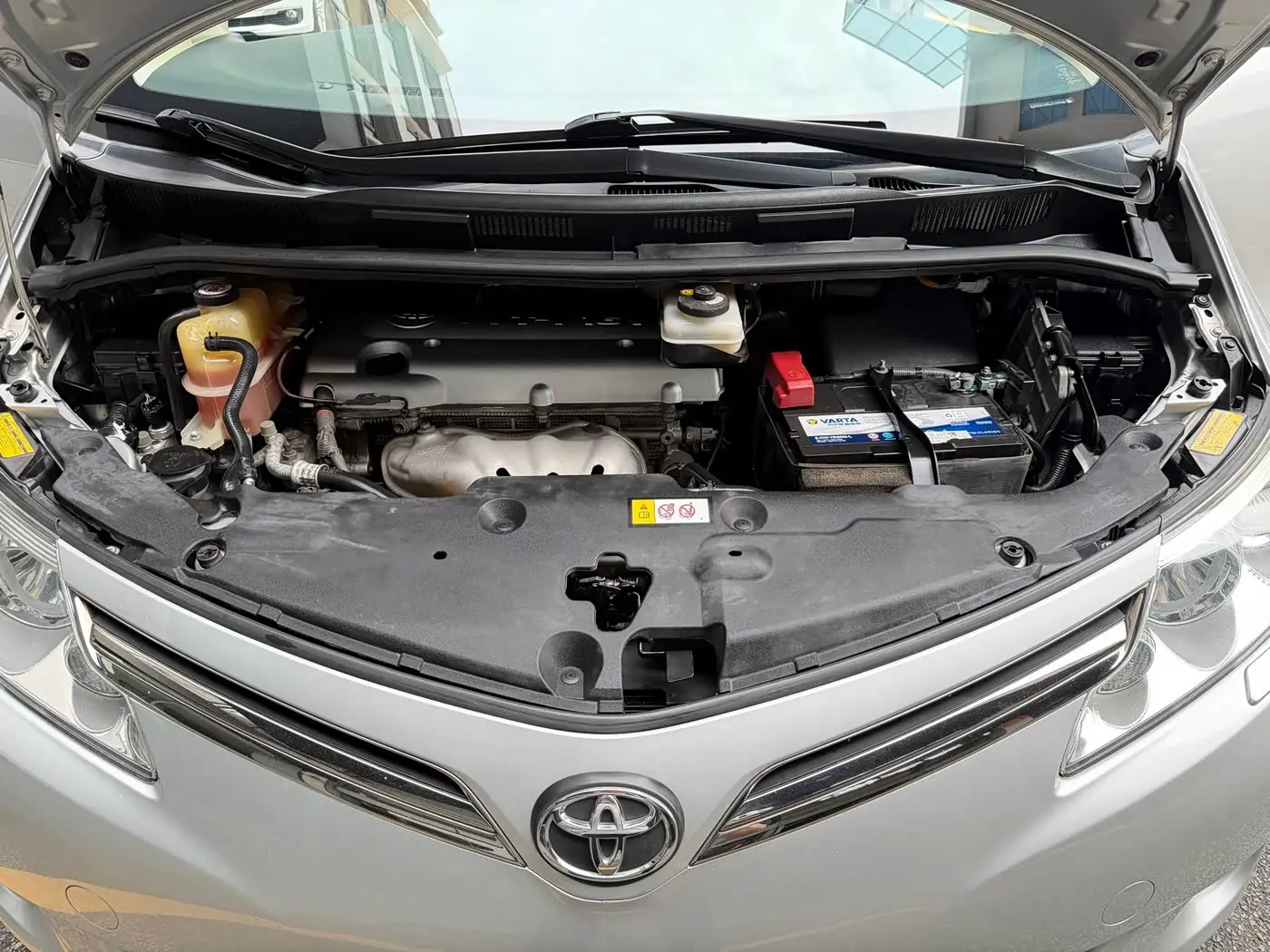 Toyota Previa 2018 — Photo 16/20