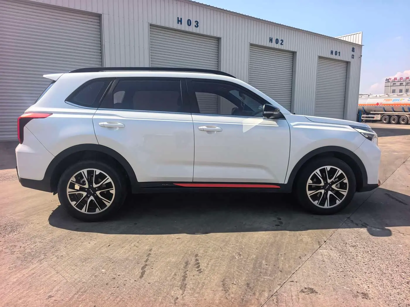 Kia Sportage 2023 — Фото 8/15