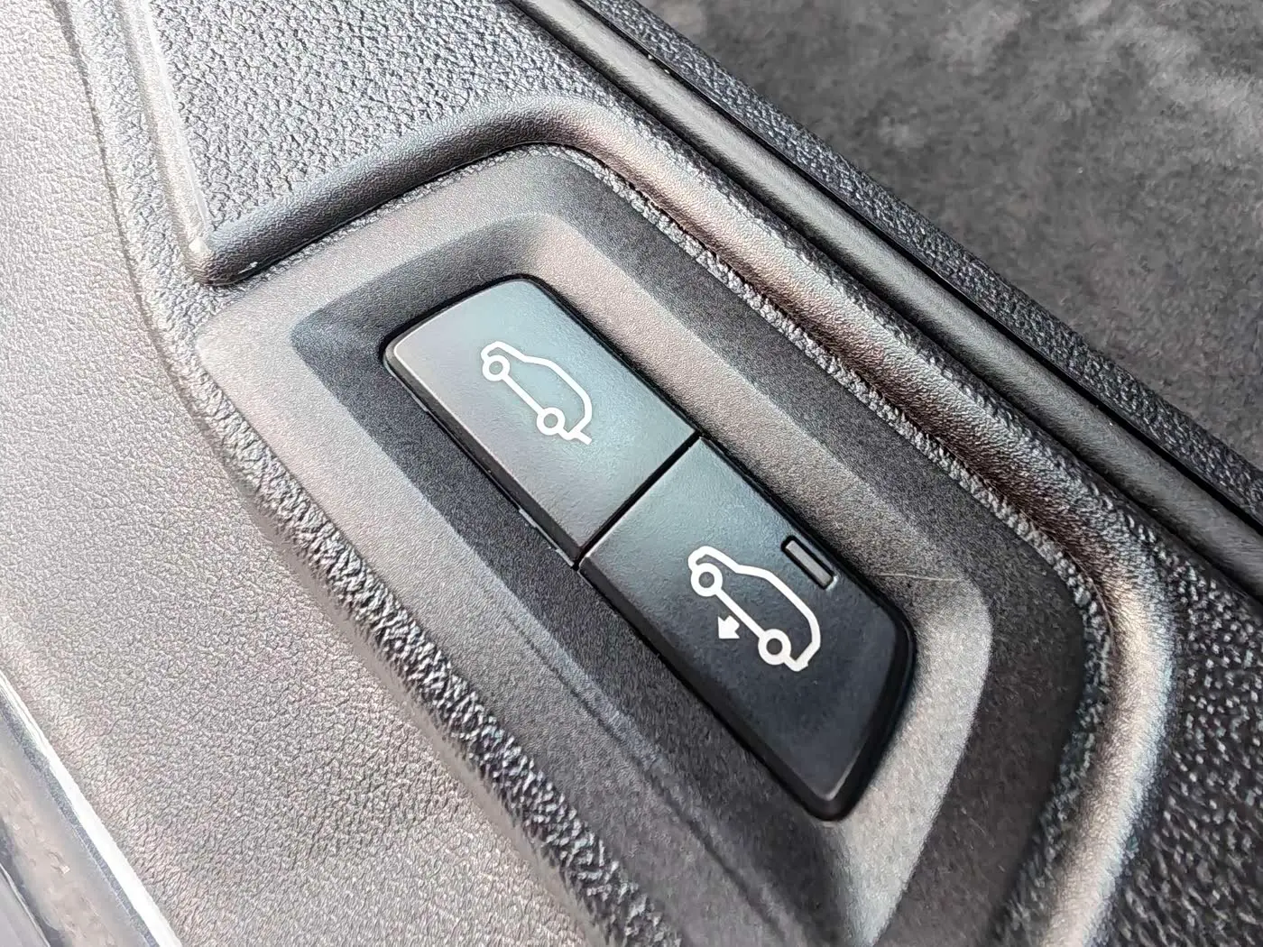 BMW X7 2019 — Photo 16/18