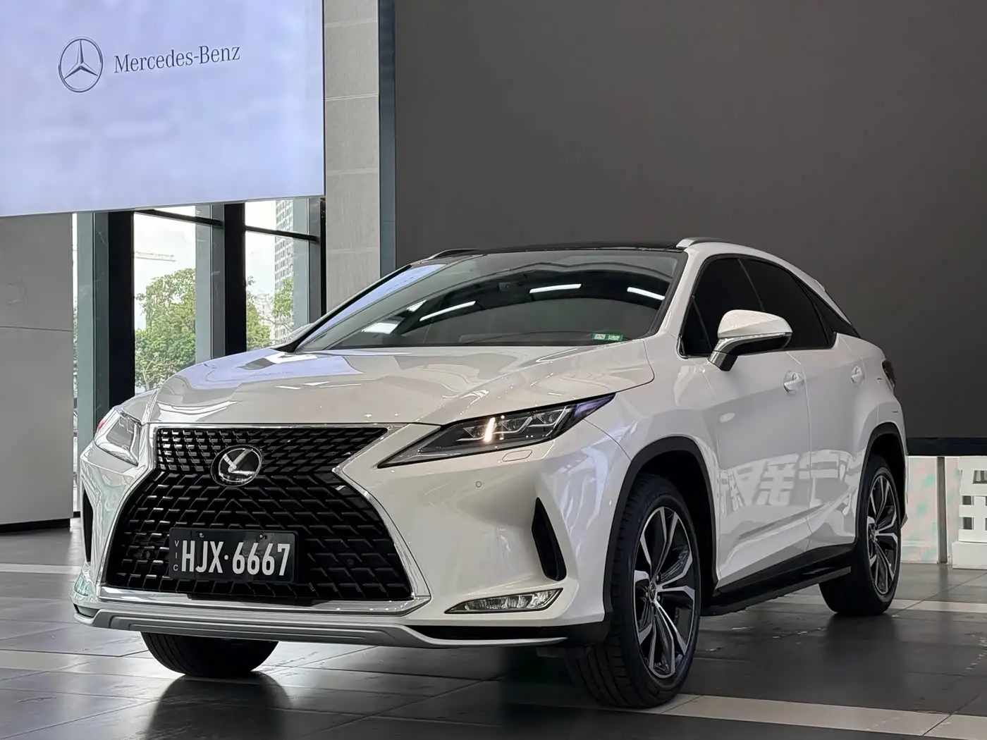 Lexus RX, 2021