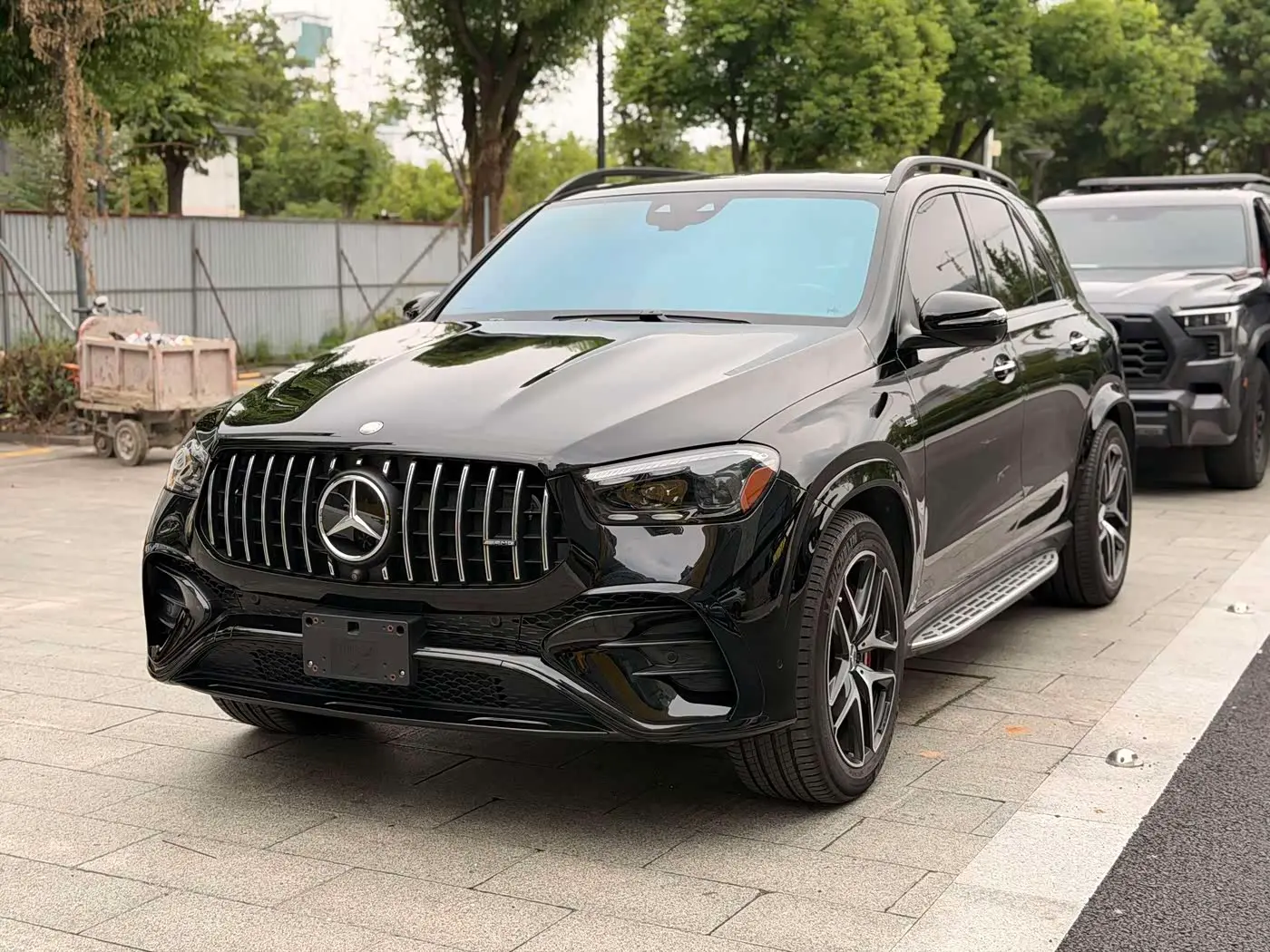 Mercedes-Benz GLE Coupe AMG 2024 — Фото 1/7