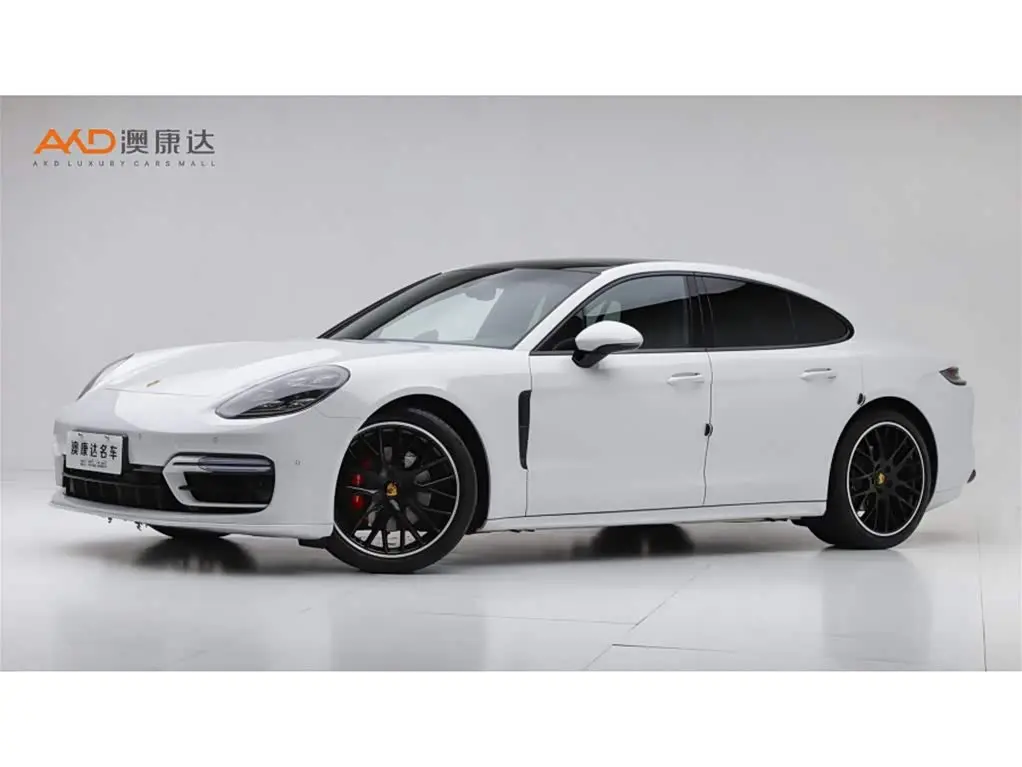 Porsche Panamera 2022 — Photo 1/10