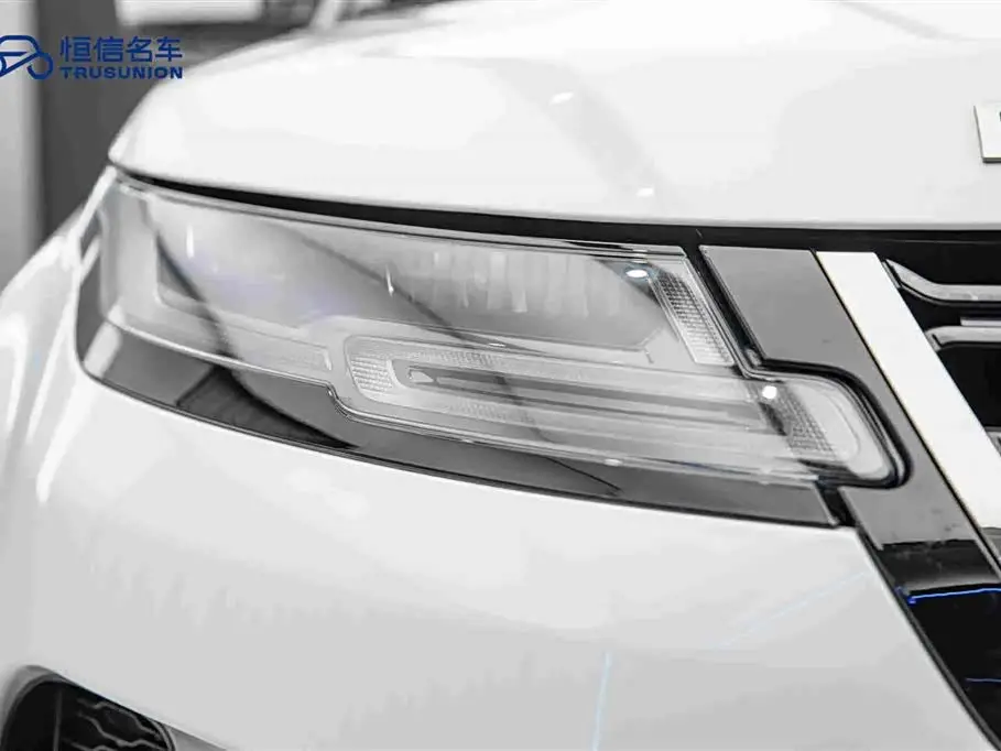 Land Rover Range Rover Evoque 2022 — Фото 10/20