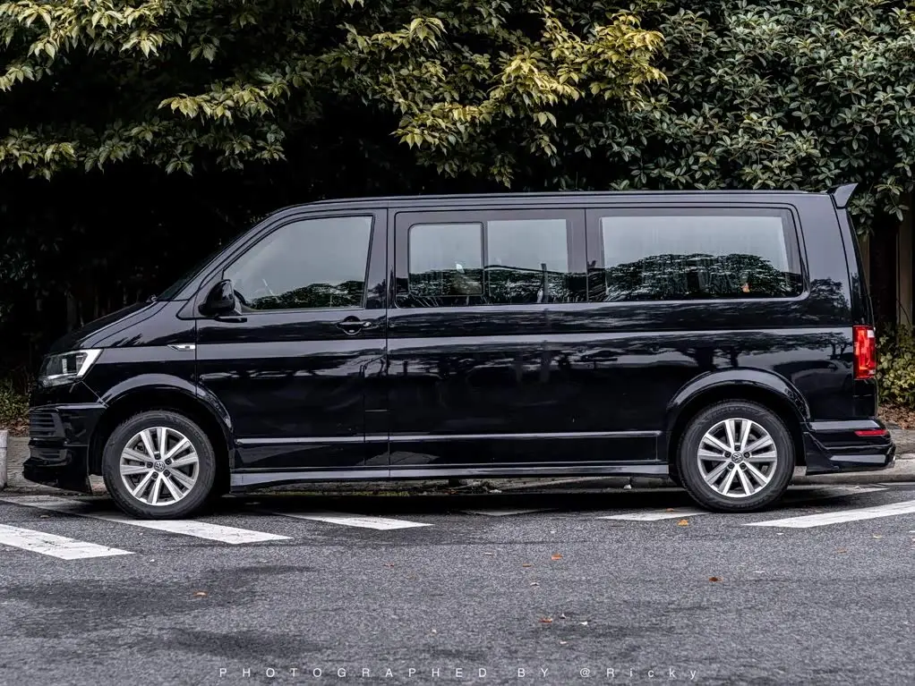 Volkswagen Caravelle 2017 — Фото 2/15