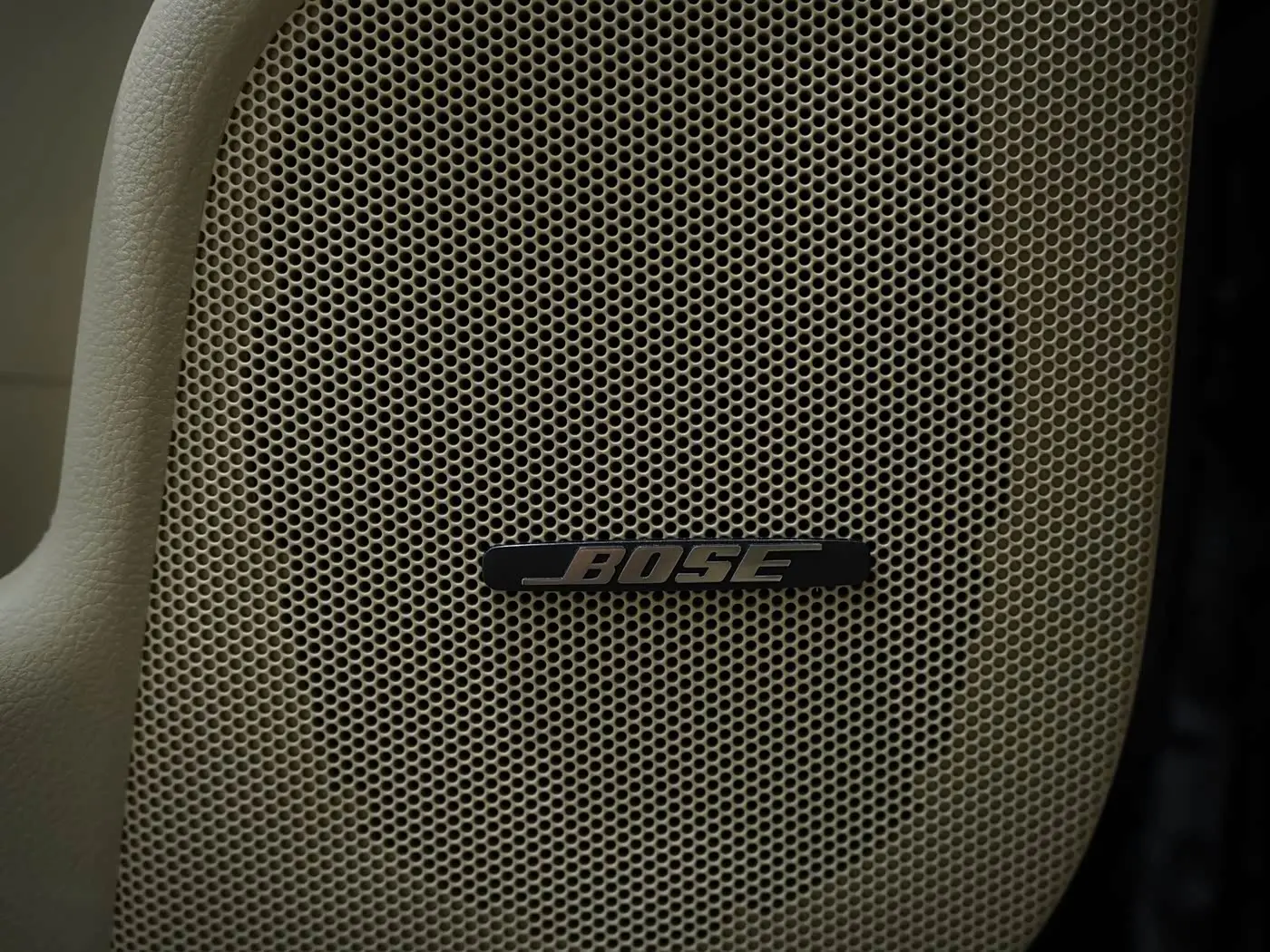 Nissan Quest 2016 — Photo 5/19