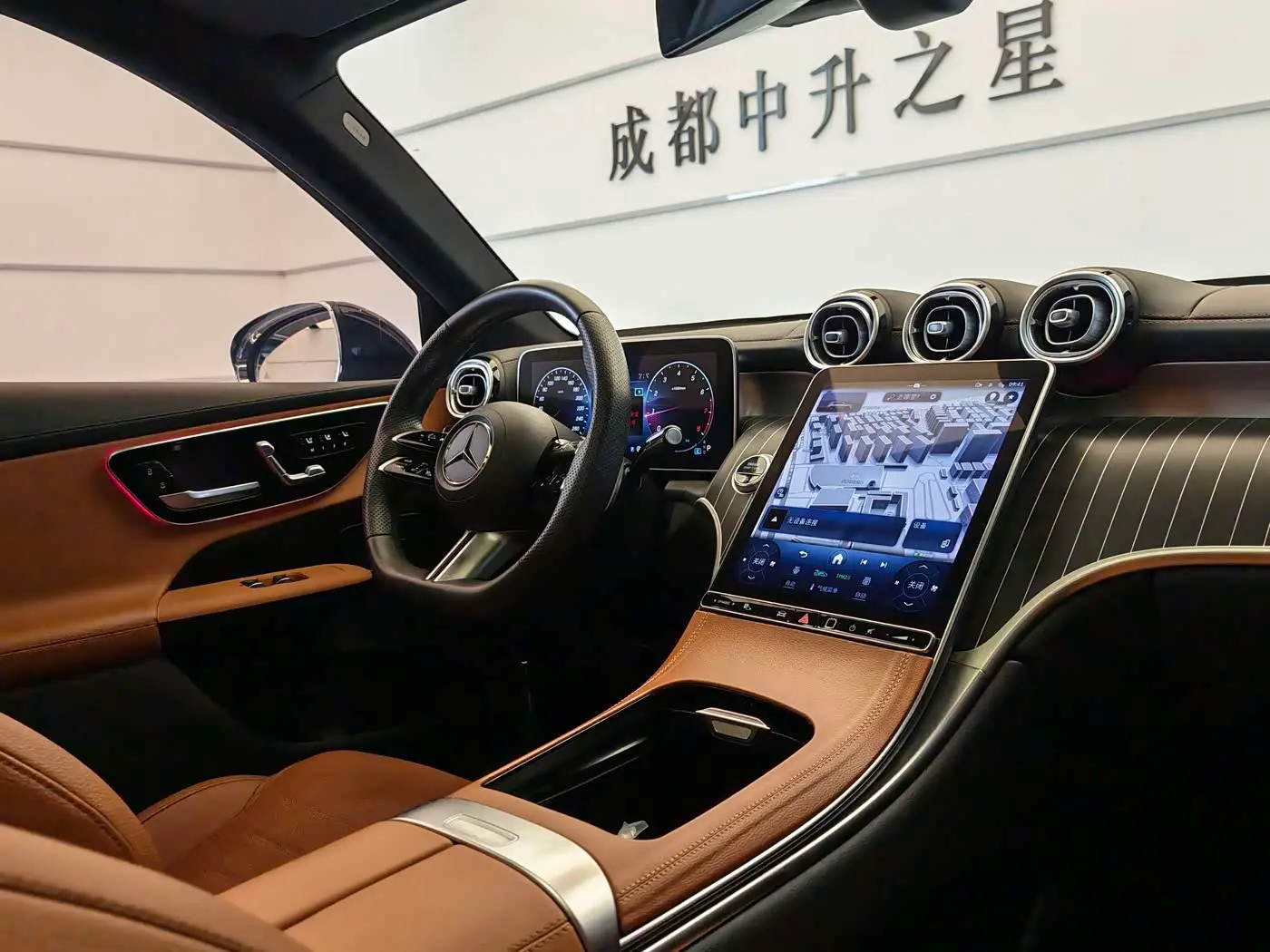 Mercedes-Benz GLC 2024 — Фото 10/18