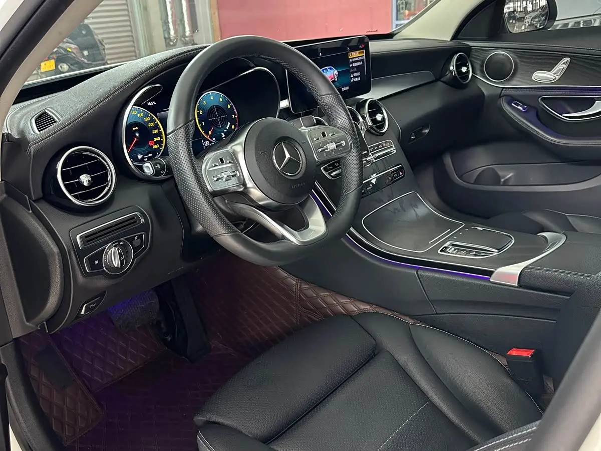 Mercedes-Benz C-Class 2020 — Фото 4/17
