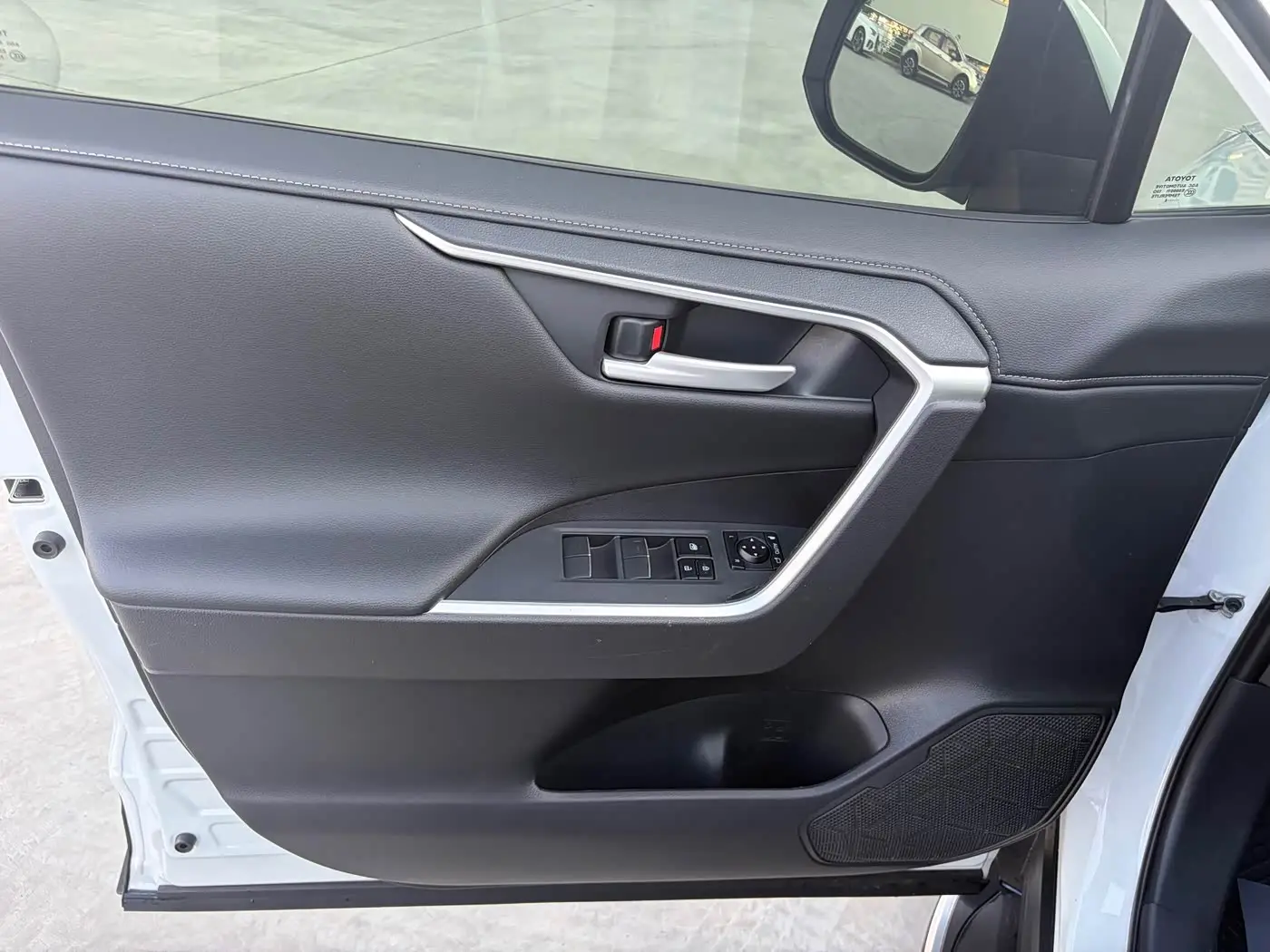 Toyota Wildlander 2024 — Şəkil 10/20