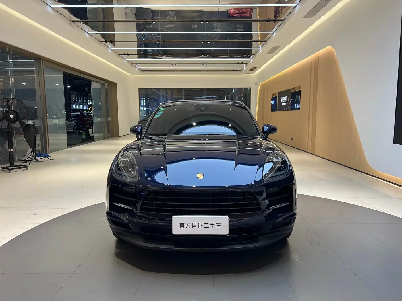 Porsche Macan 2019 — Photo 2/20