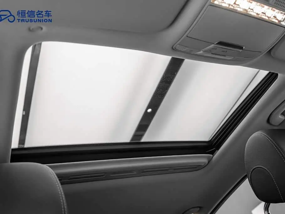 Mercedes-Benz C-Class 2019 — Şəkil 20/20