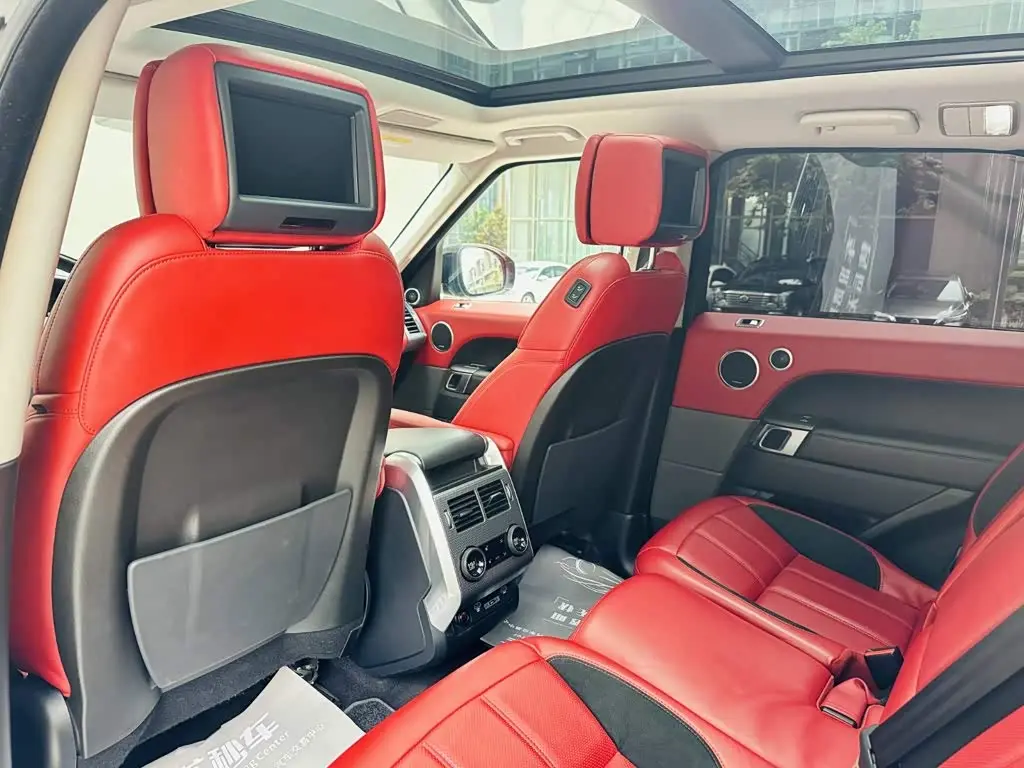 Land Rover Range Rover Sport 2020 — Photo 10/20