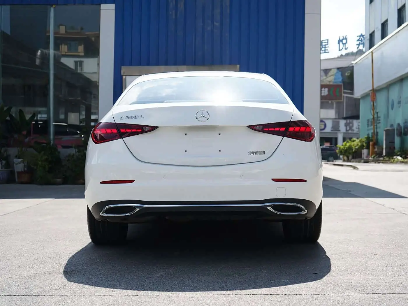 Mercedes-Benz C-Class 2024 — Photo 4/19