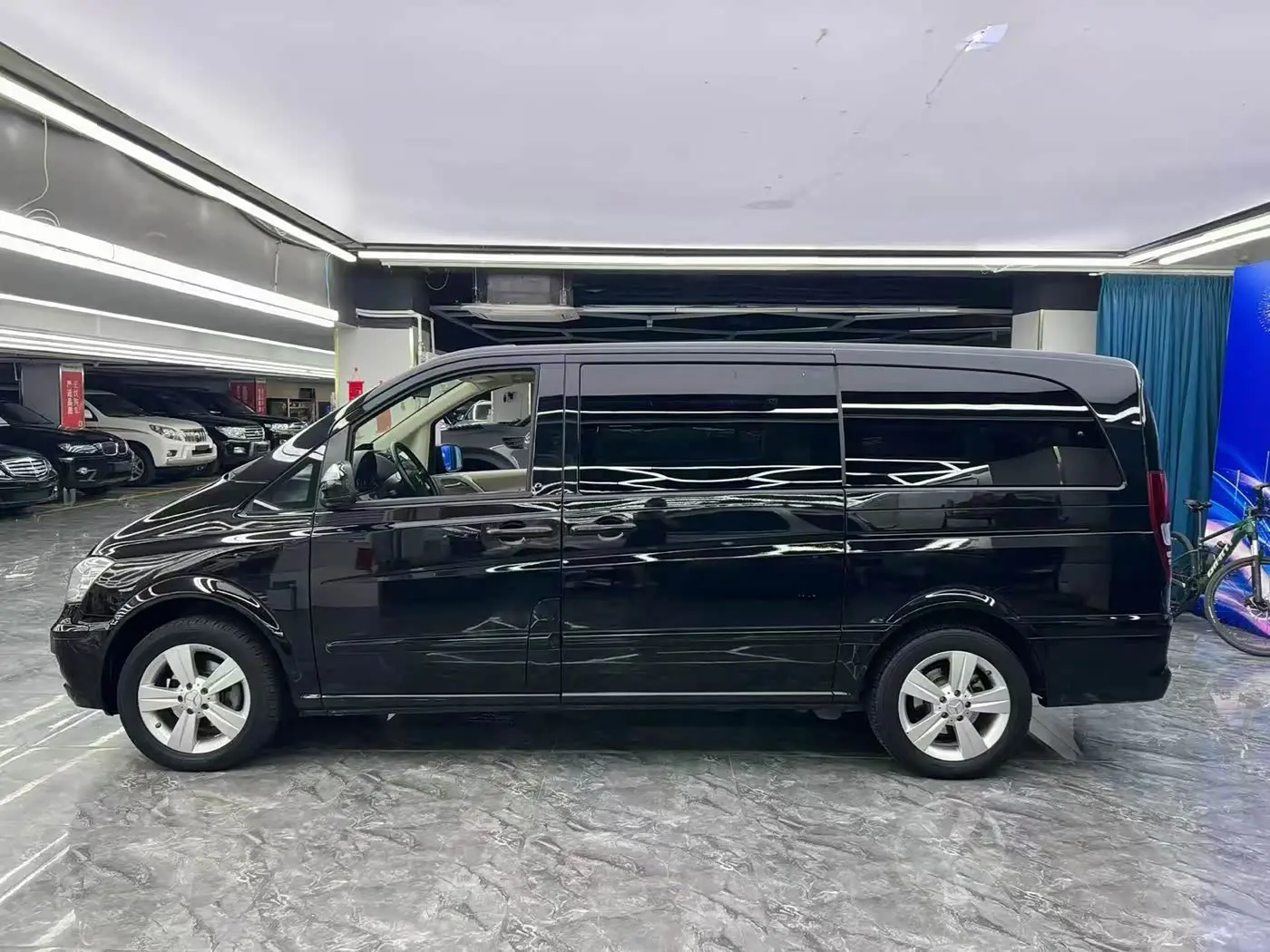 Mercedes-Benz Viano 2016 — Фото 8/15
