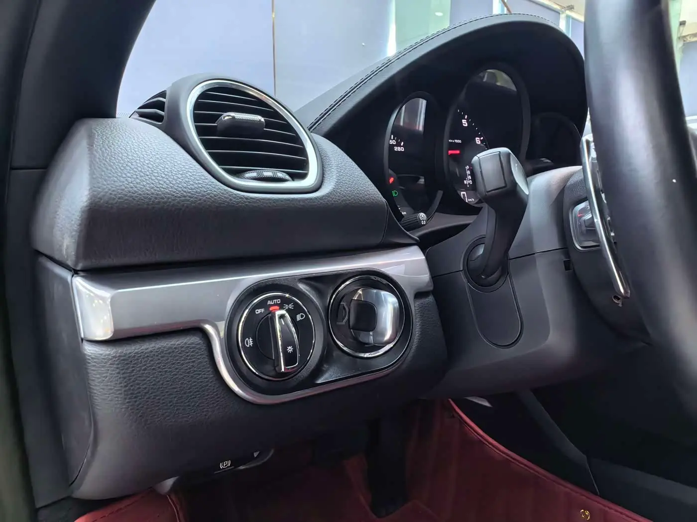 Porsche 718 2020 — Photo 7/19