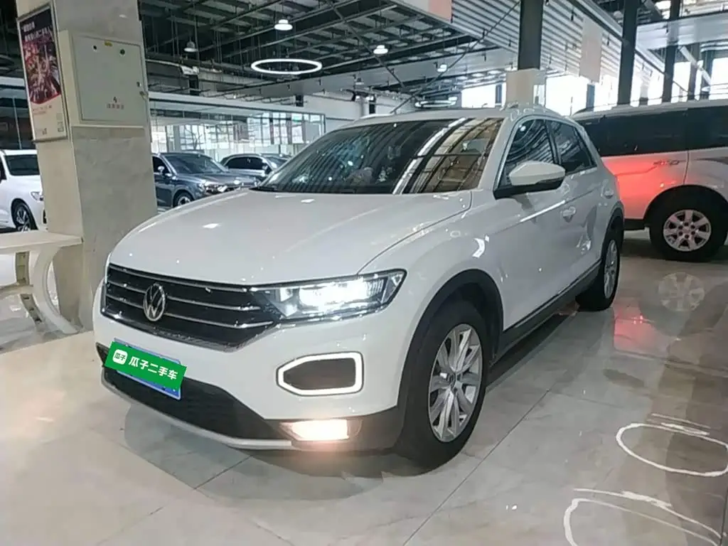 Volkswagen T-ROC, 2023