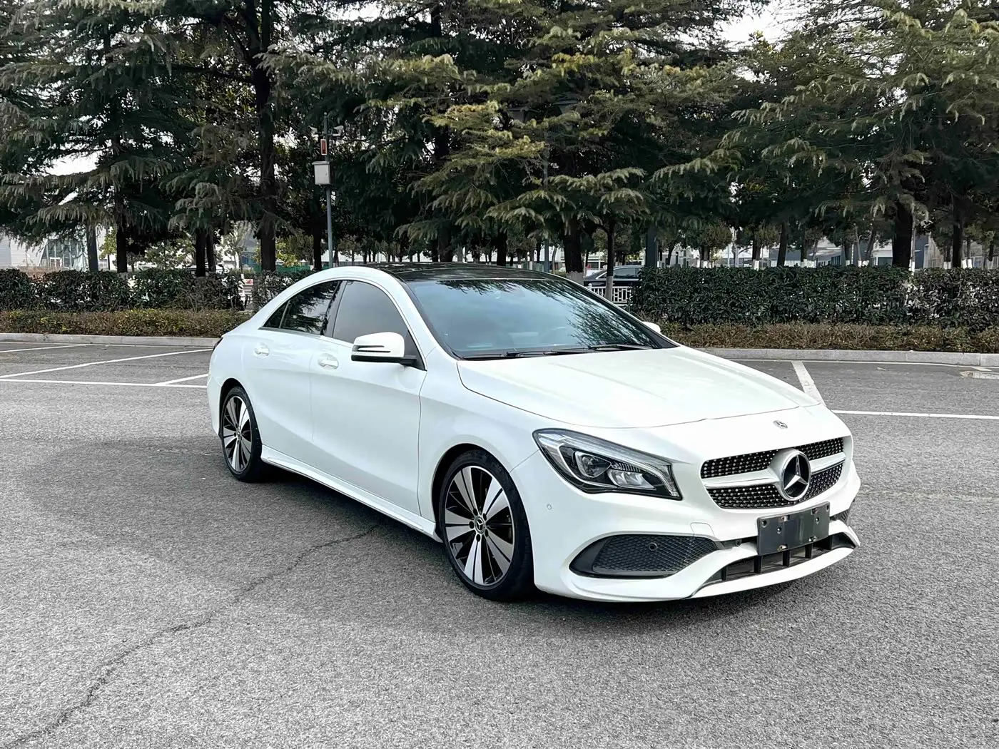 Mercedes-Benz CLA 2018 — Фото 2/15