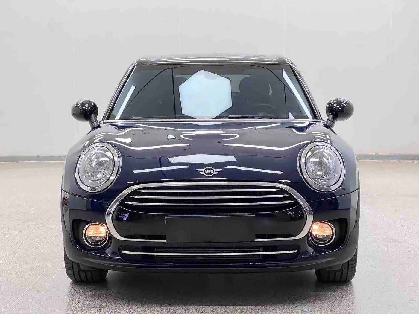 MINI CLUBMAN 2019 — Photo 2/20