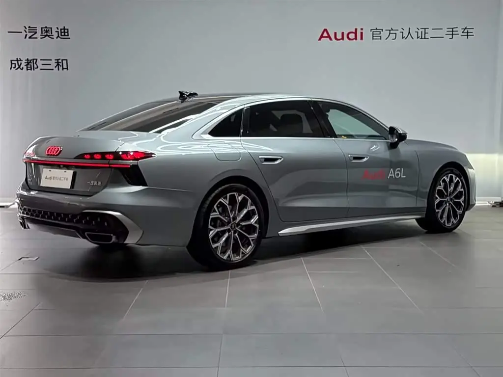 Audi A6L 2026 — Фото 4/18