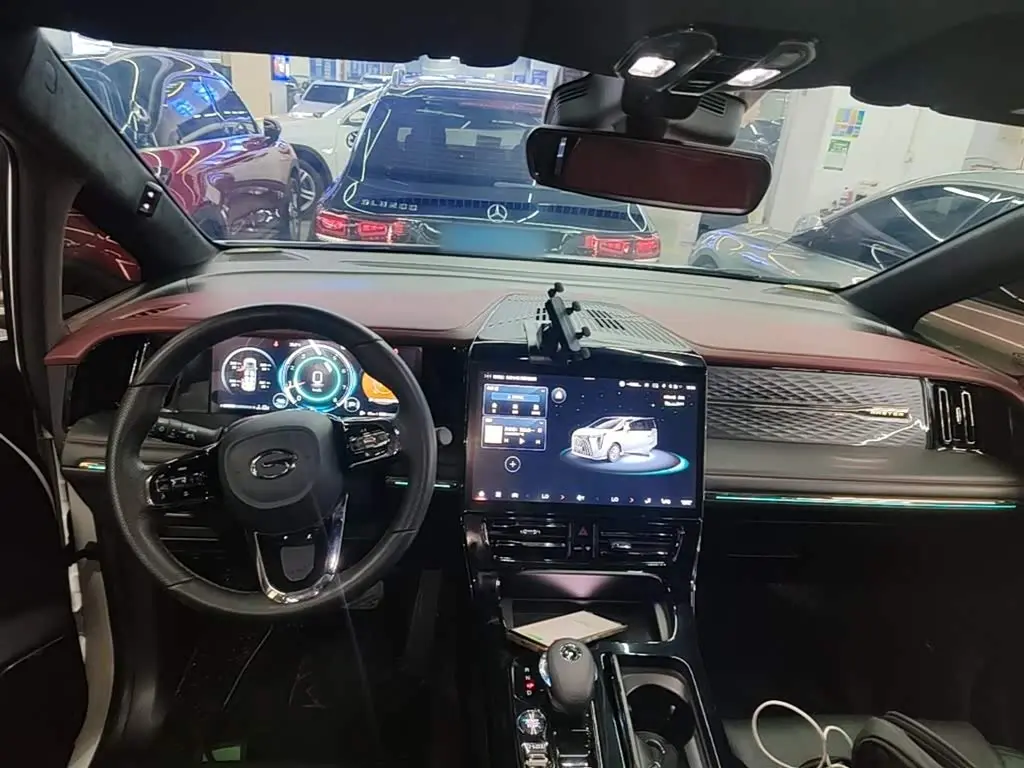 GAC Trumpchi Trumpchi M8 2023 — Photo 10/20