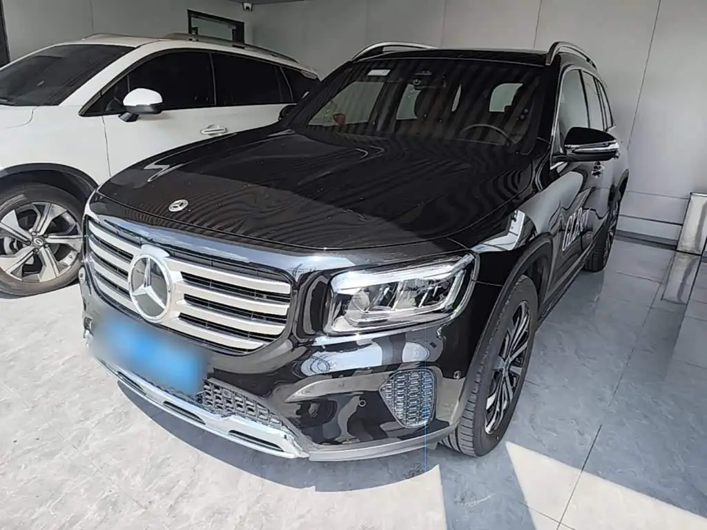 Mercedes-Benz GLB, 2025