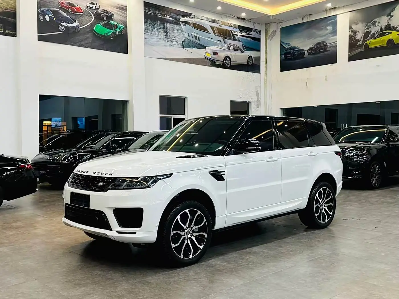 Land Rover Range Rover Sport 2022 — Фото 1/9