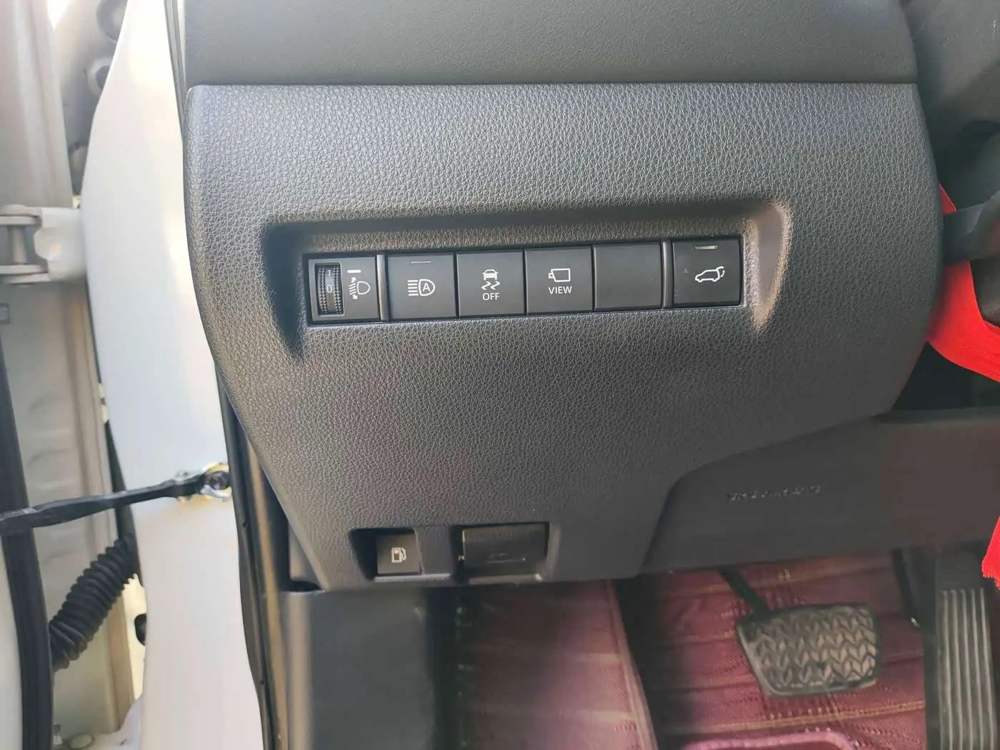 Toyota Lingfang HARRIER 2024 — Photo 12/17