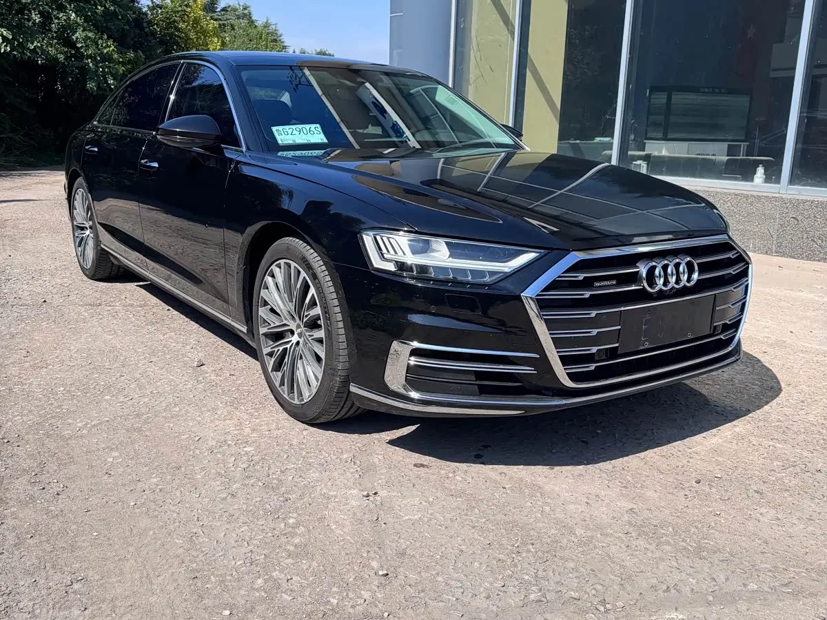 Audi A8 2021 — ფოტო 3/9