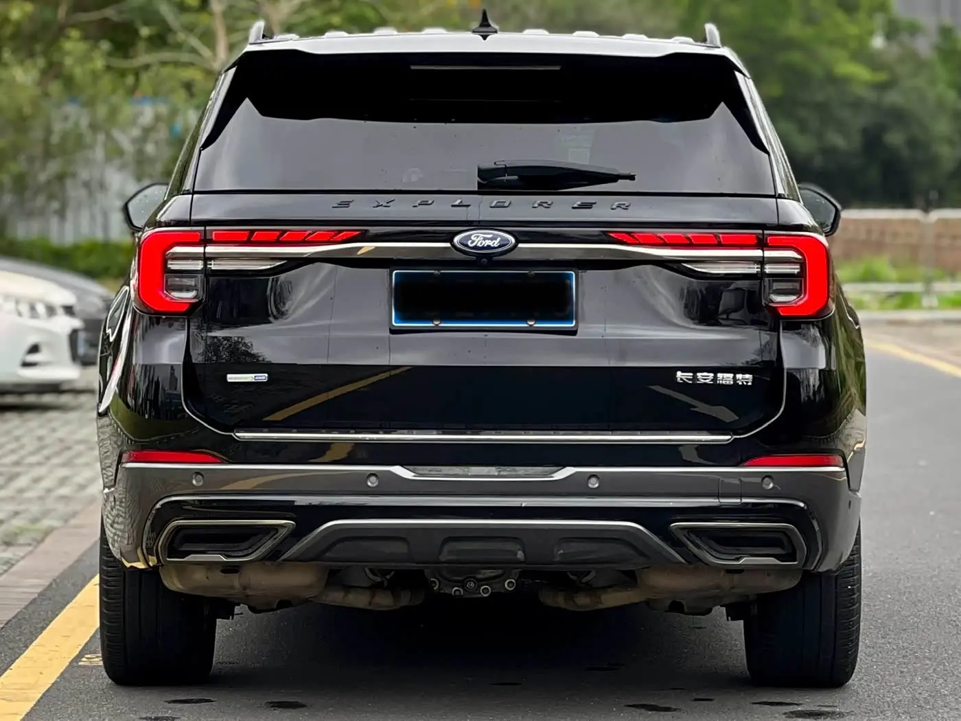Ford Explorer 2022 — Şəkil 4/15
