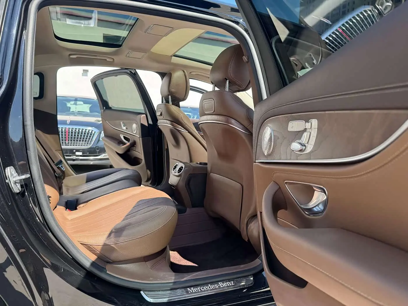 Mercedes-Benz E-Class 2019 — Фото 17/20