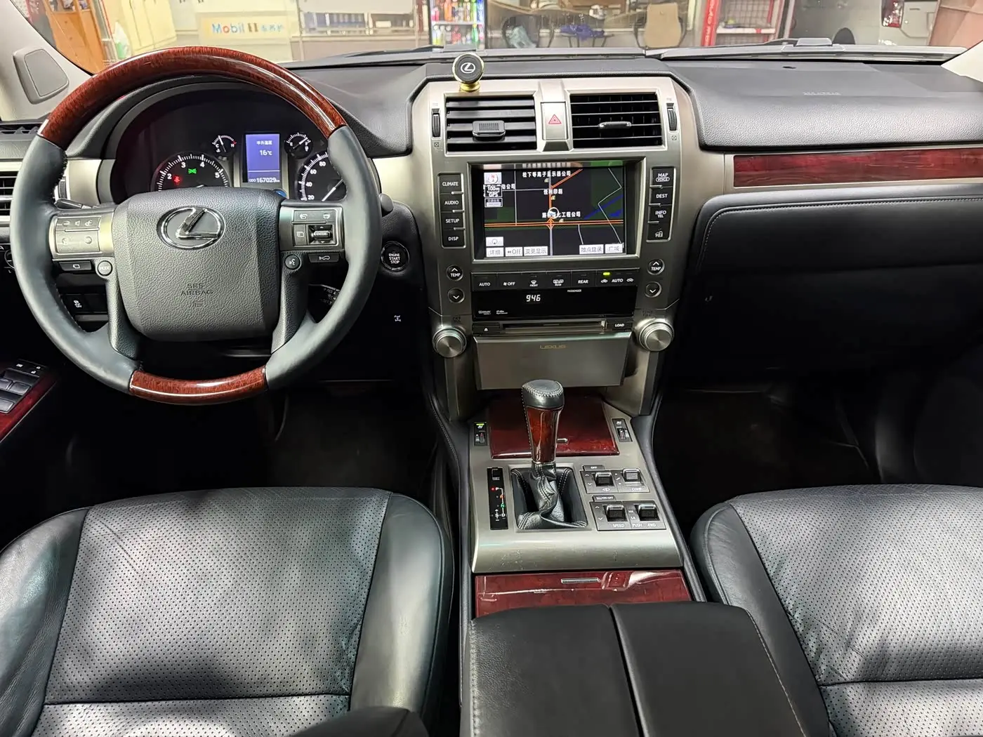 Lexus GX 2012 — Şəkil 7/20
