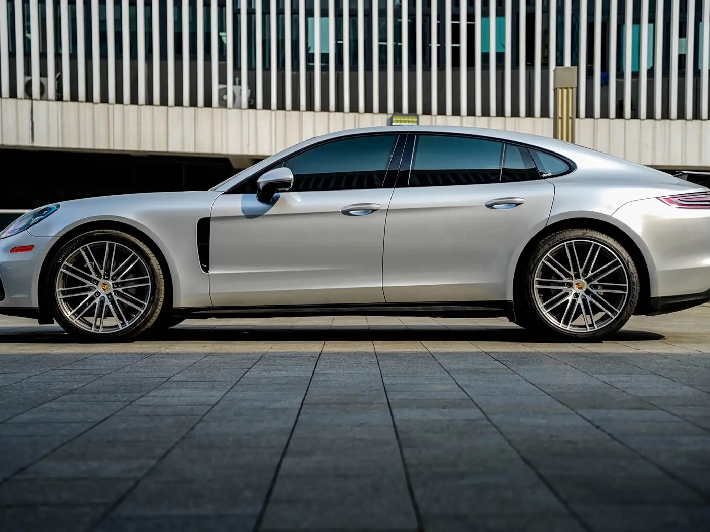 Porsche Panamera 2018 — Photo 20/20