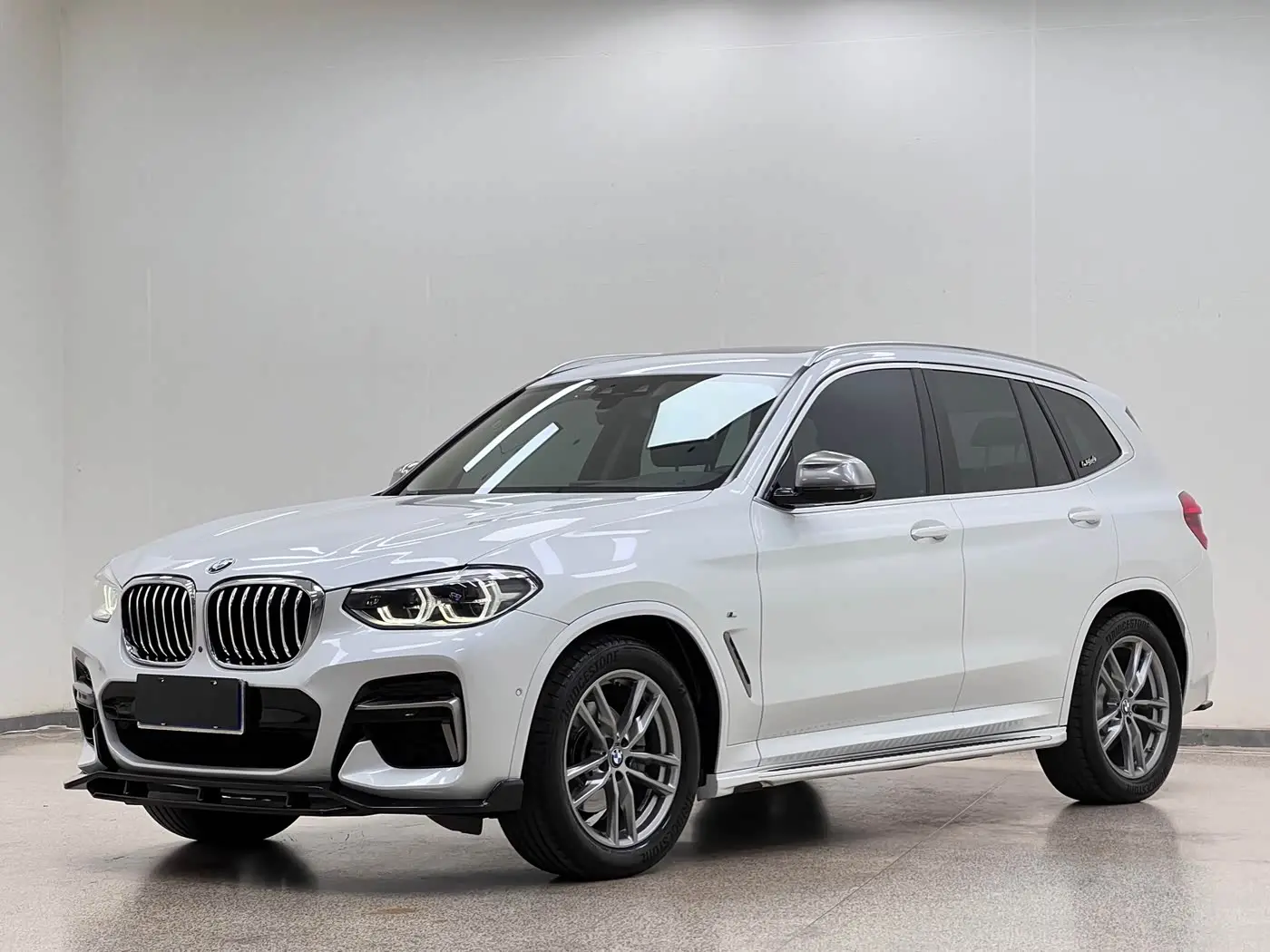 BMW X3 2020 — Фото 1/16