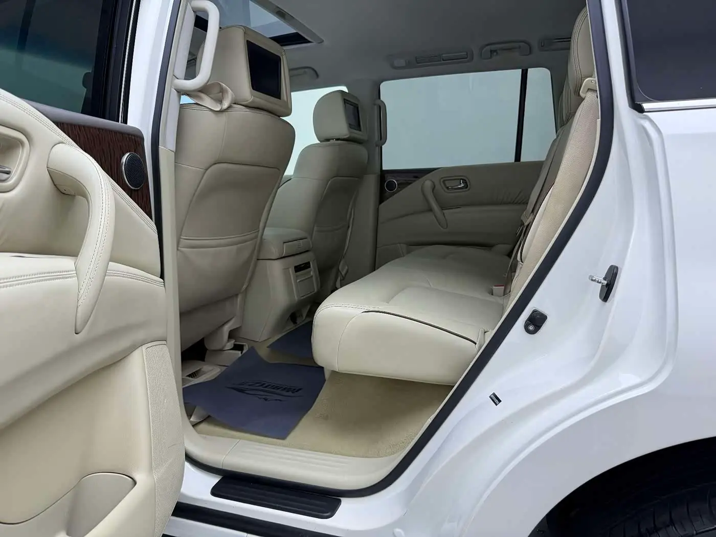 Nissan Patrol 2018 — Фото 14/20