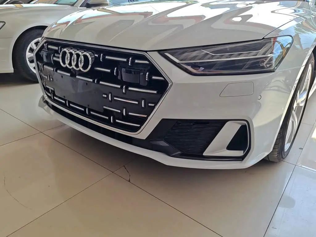 Audi A7L 2024 — Photo 7/12