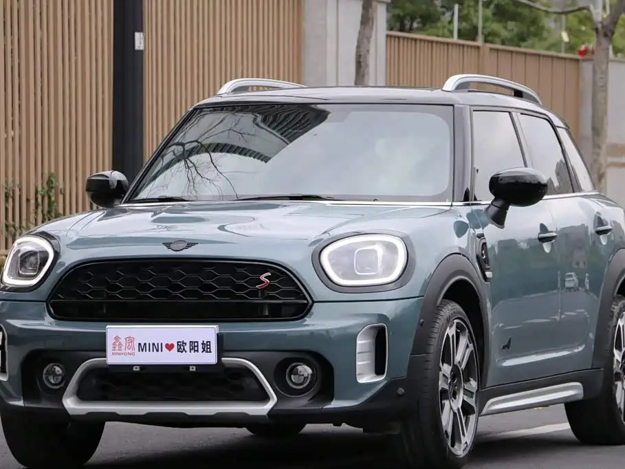 MINI COUNTRYMAN, 2024