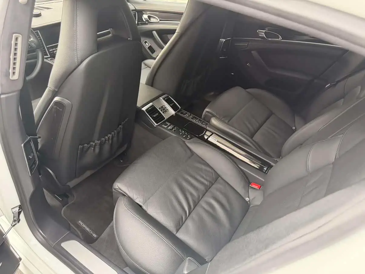 Porsche Panamera 2014 — Photo 18/20