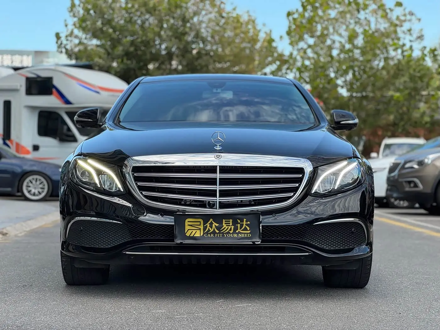 Mercedes-Benz E-Class 2020 — ფოტო 2/20