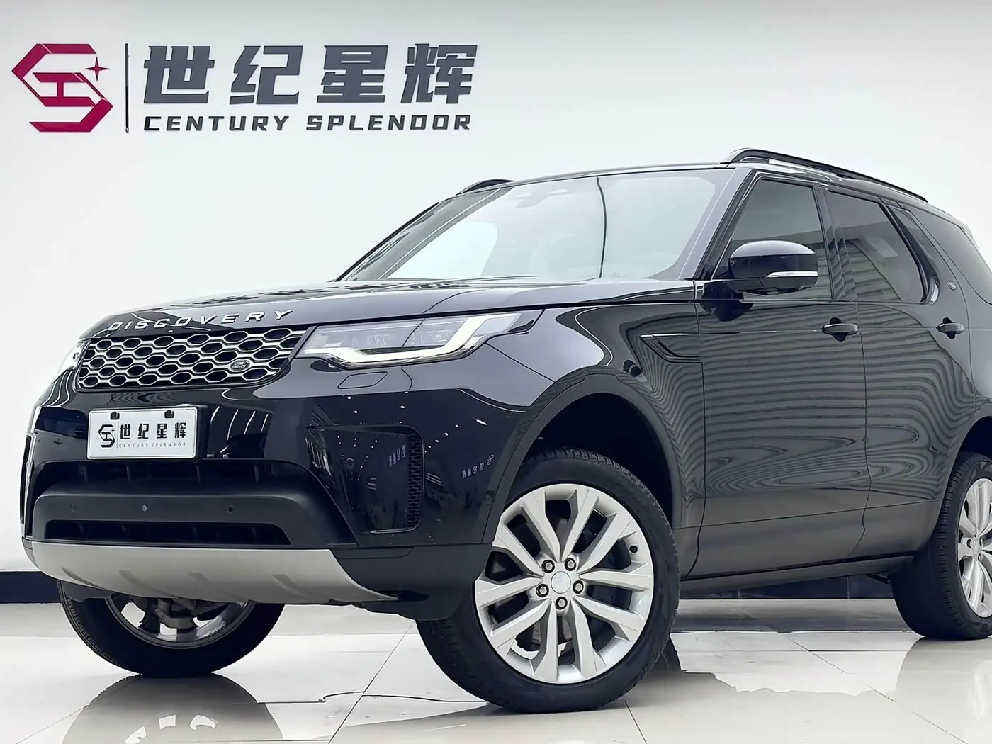 Land Rover Discovery 2025 — Фото 1/20