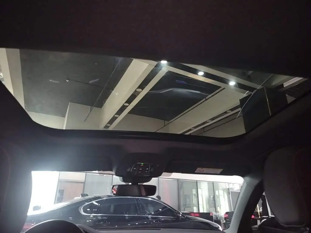 Audi A6L 2022 — ფოტო 14/20