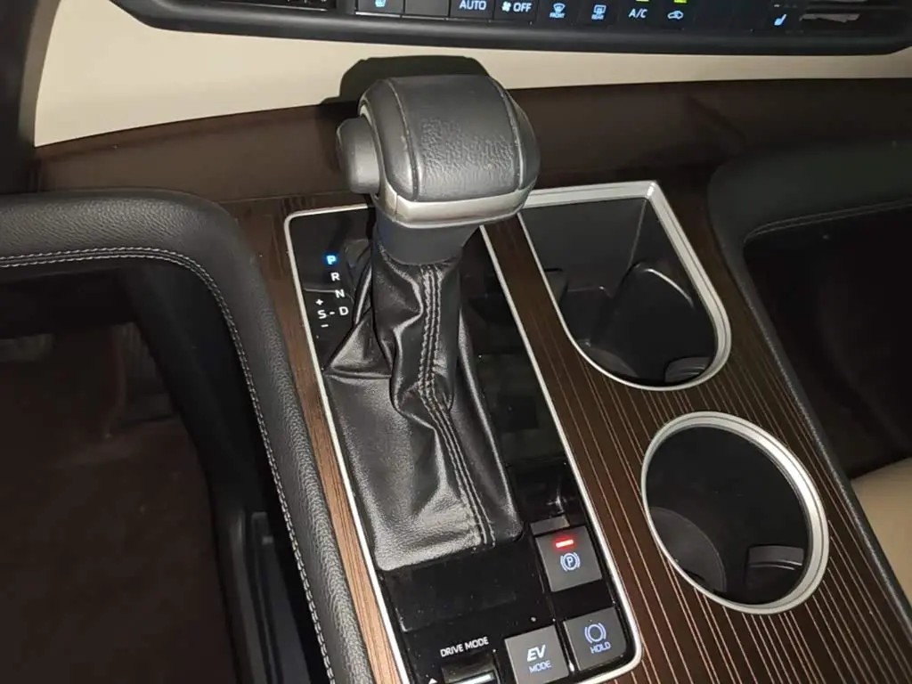 Toyota Sienna 2022 — Photo 14/20